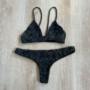 Acacia Sage Python Set